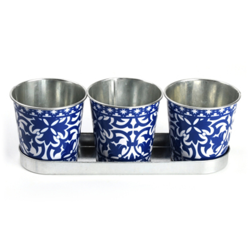 Metal flowerpots and tray with blue and white Portuguese design. Made by Fallen Fruits. These stylish flowerpots and tray would look lovely inside or outside.  The beautiful blue and white design will add atmosphere to any home or garden whilst providing a space for a variety of plants to grow. Size: 31.9 x 10.7 x 10.8 cm